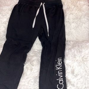 USED IN GOOD CONDITION BLACK CK BOTTOMS